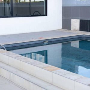 2 Bedroom Apartment, Windhoek City Centre — swimming pool beside the building