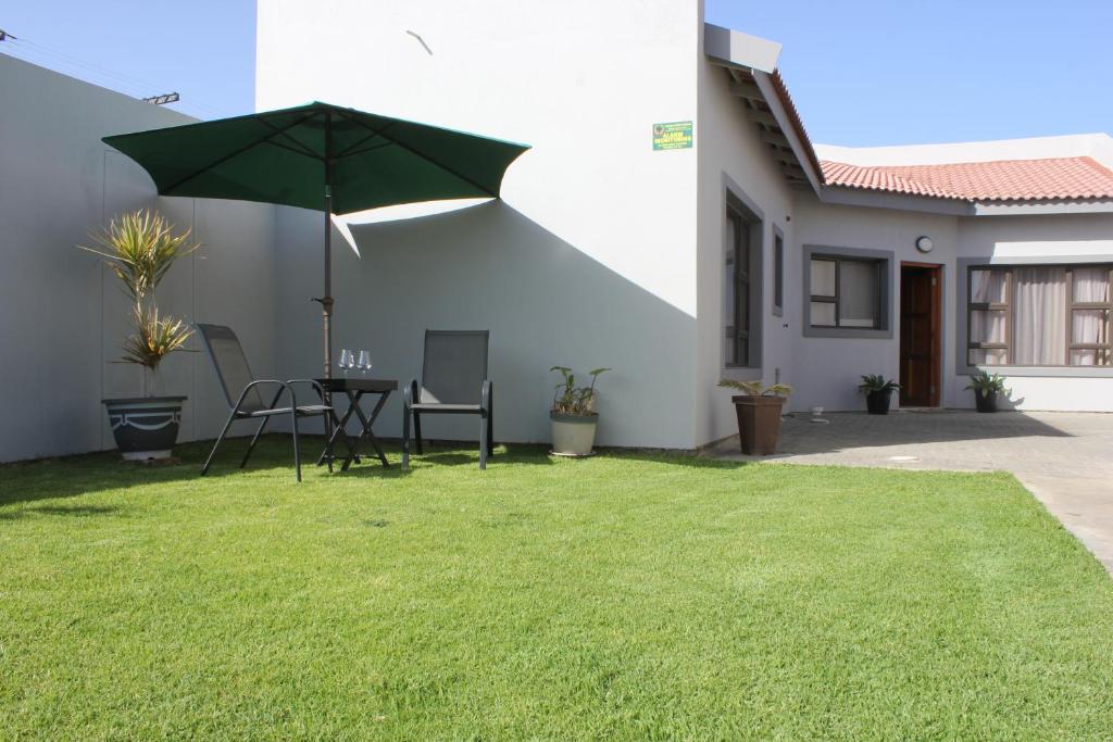 4499 Desert Rose, Swakopmund: patio and lawn