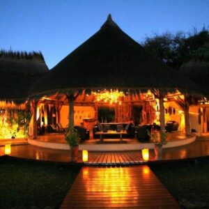 Camp Kwando: chalet with patio