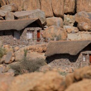 Gondwana Canyon Lodge: stone lodge building against the hillside