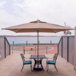 Waterfront Guest House Luderitz: outdoor terrace seating