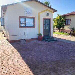 Windy Dunes Self-Catering Accommodation Luderitz: property exterior