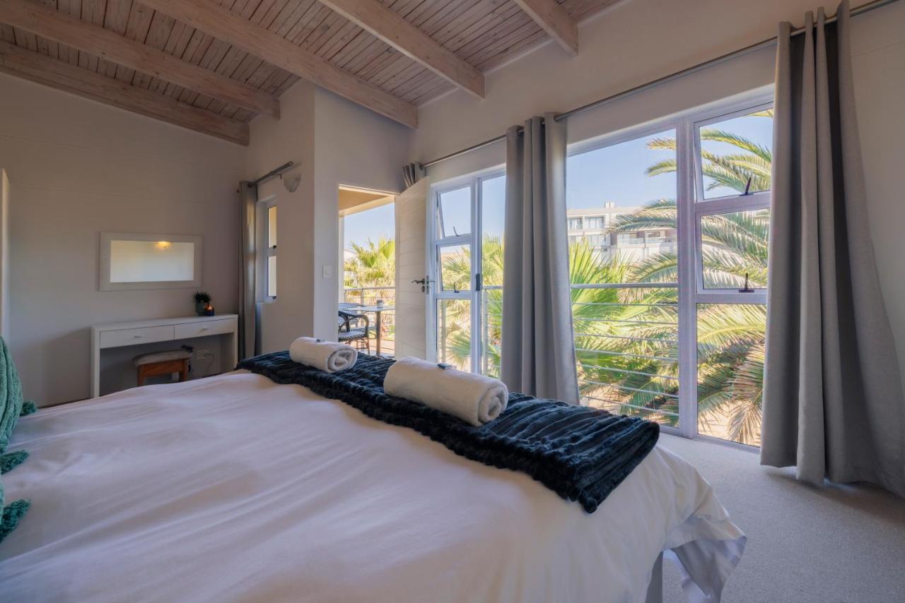 Waterfront Cottage B3